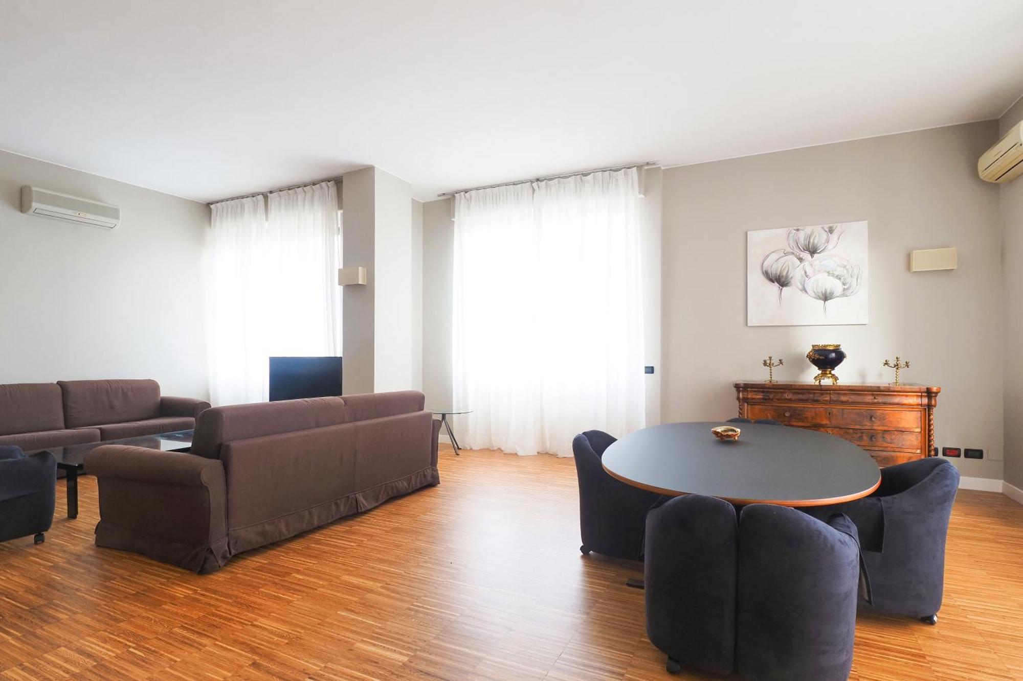 Joyce Apartment Milan Exterior photo